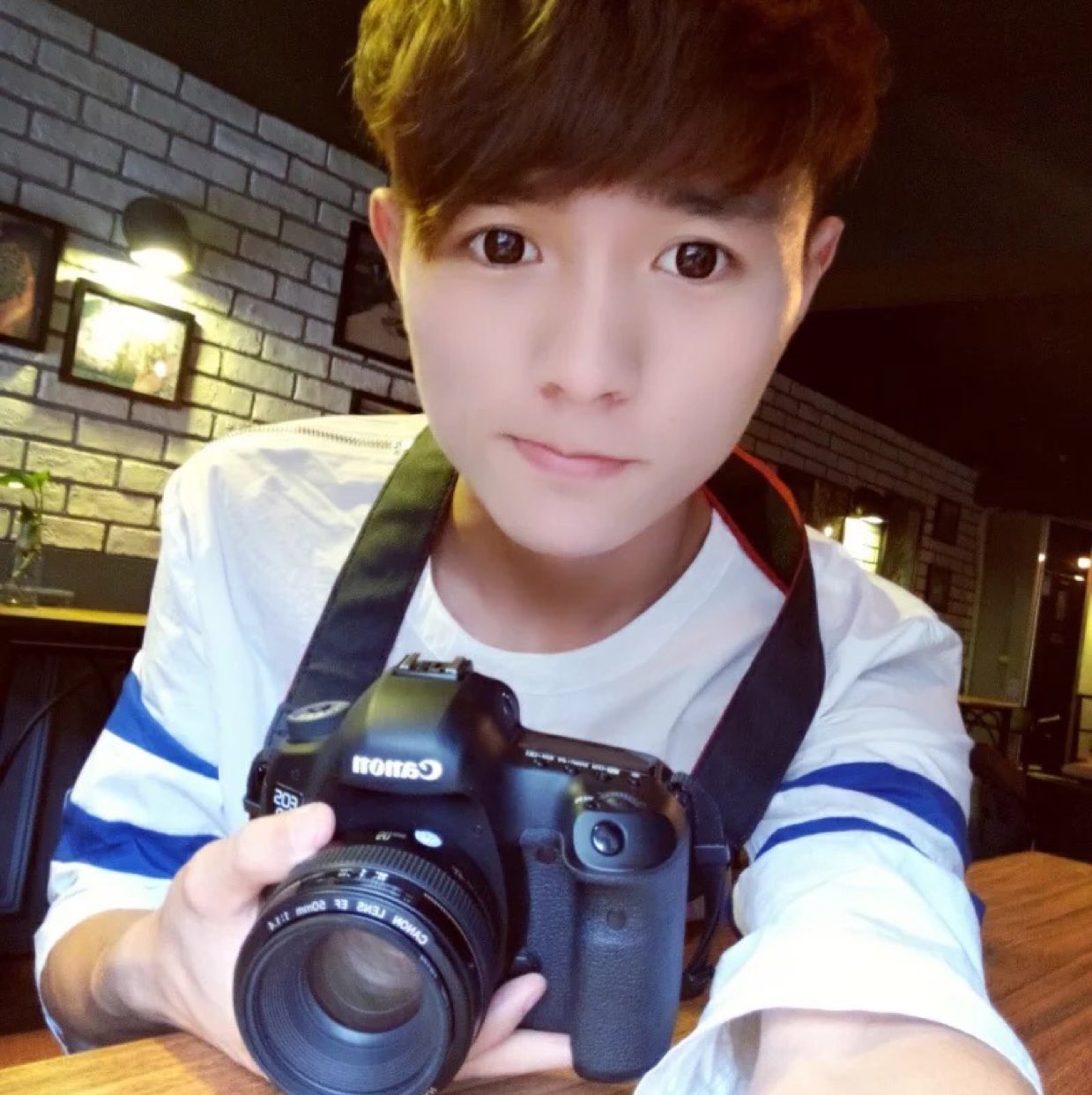 威仔旧伤口简谱